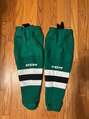 CCM Hockey Official Embroidered Velcro Tube Socks Dallas Stars Green Size Youth